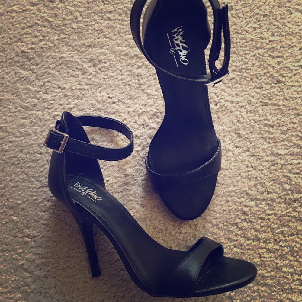 Mossimo Black Heels